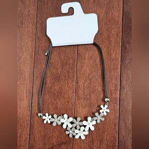 White Flower Necklace